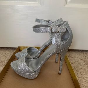 Holiday Stiletto-Mix No. 6 Silver/Glitter Heels